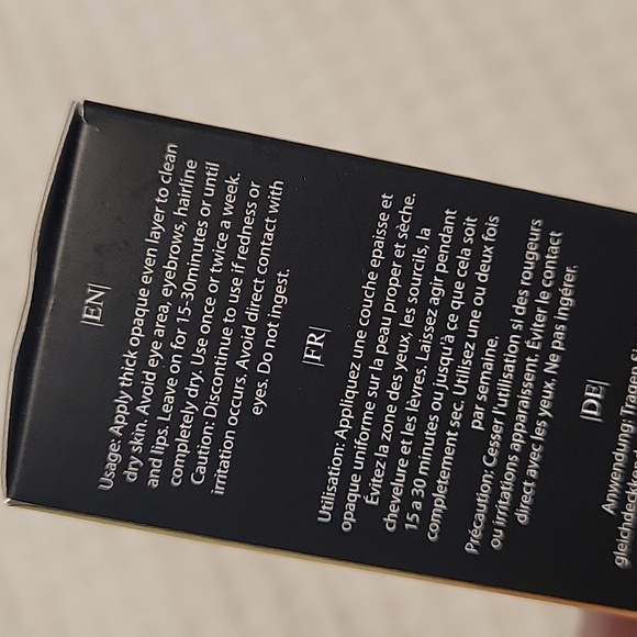 Eclat Skin - Charcoal Black Peel-Off Mask - Picture 3 of 3